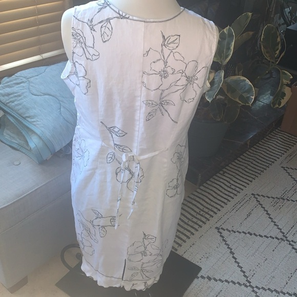 Gently Loved Norton McNaughton Linen Dress - Picture 3 of 9